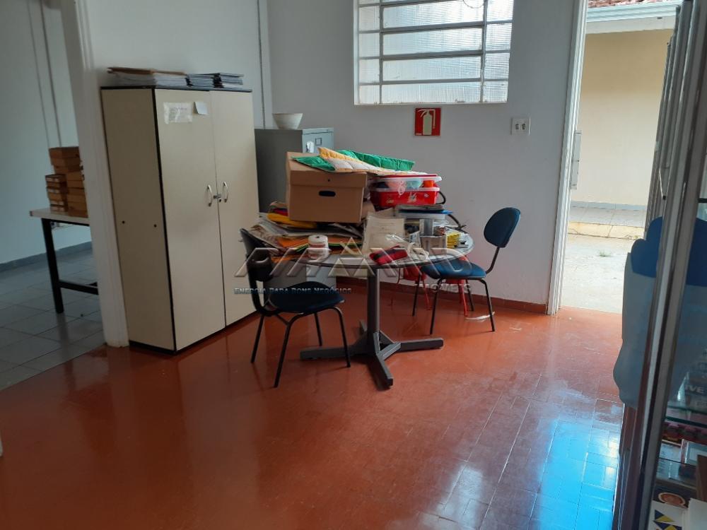 Alugar Casa / Padr&atilde;o em Ribeir&atilde;o Preto R$ 1.400,00 - Foto 13