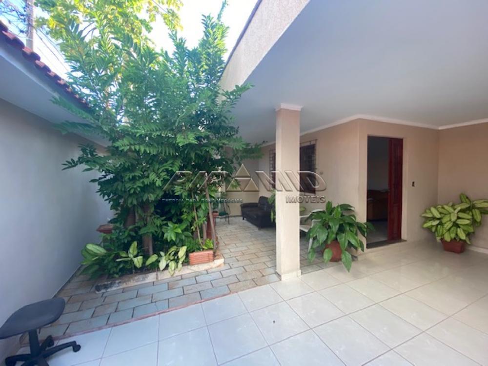 Alugar Casa / Padr&atilde;o em Ribeir&atilde;o Preto R$ 1.800,00 - Foto 4