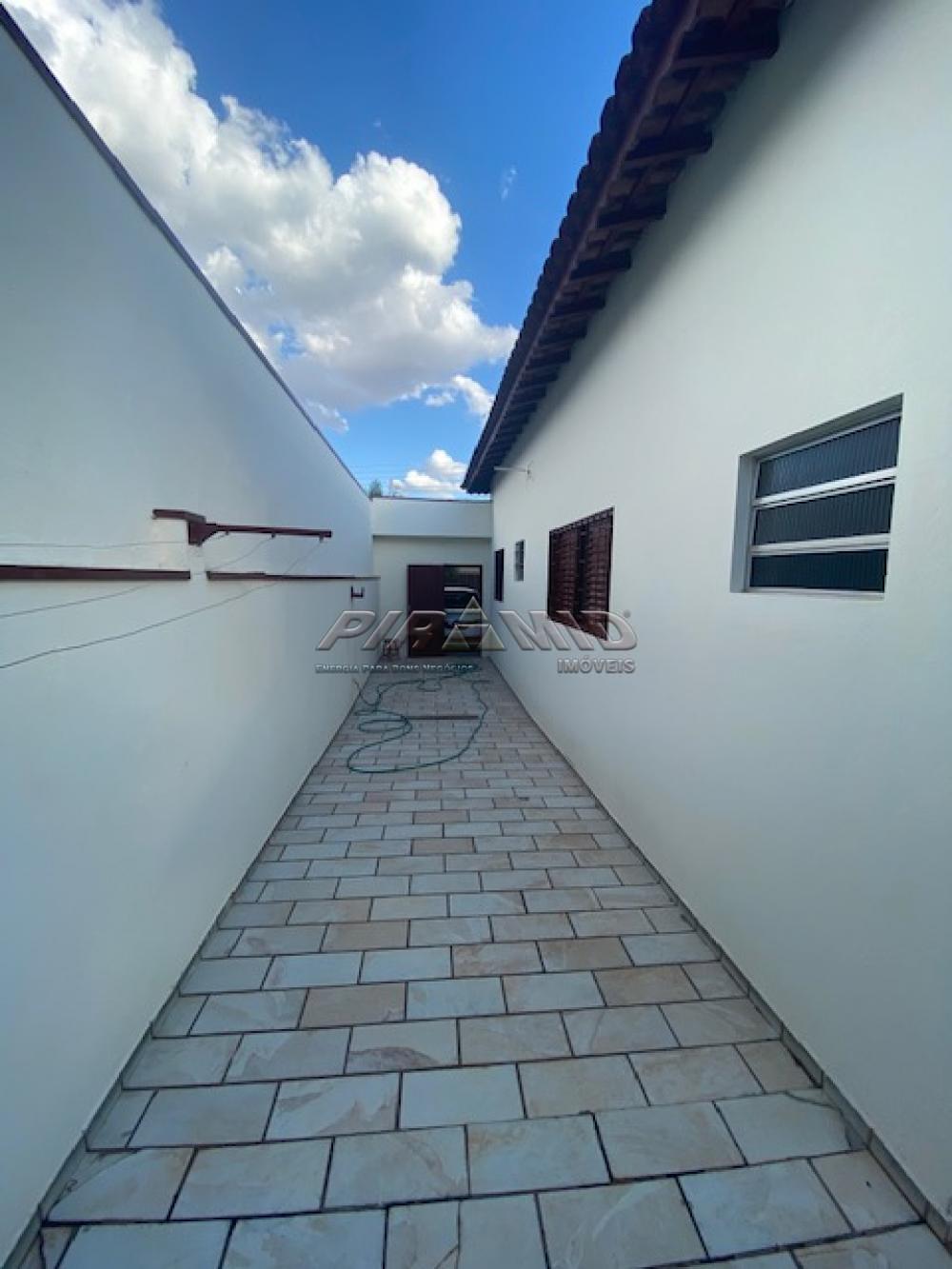 Alugar Casa / Padr&atilde;o em Ribeir&atilde;o Preto R$ 1.800,00 - Foto 16