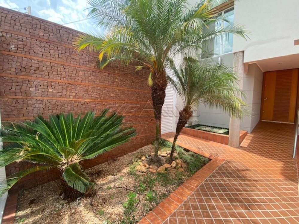Alugar Casa / Padr&atilde;o em Ribeir&atilde;o Preto R$ 14.800,00 - Foto 1