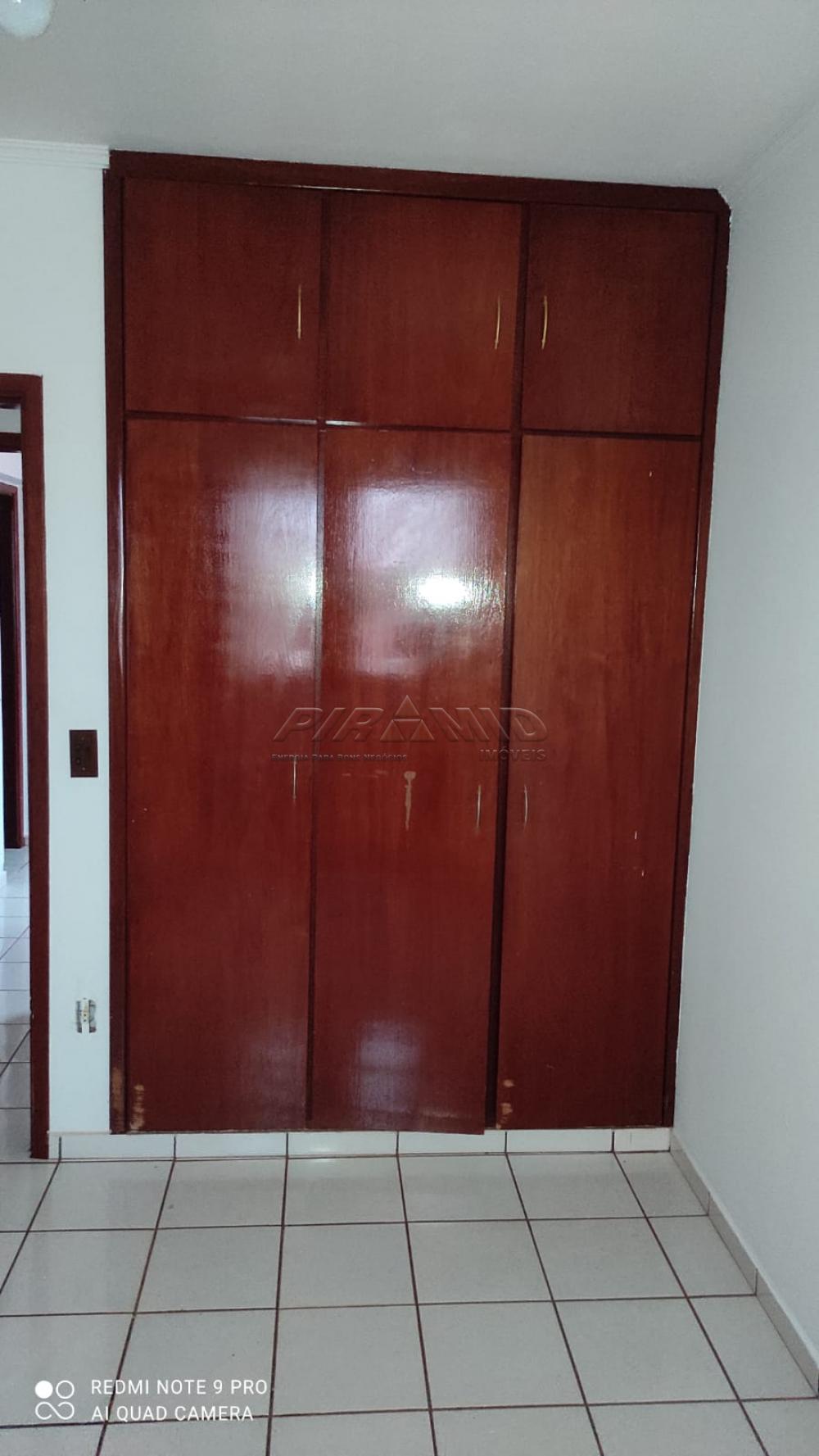 Alugar Apartamento / Padr&atilde;o em Ribeir&atilde;o Preto R$ 800,00 - Foto 12
