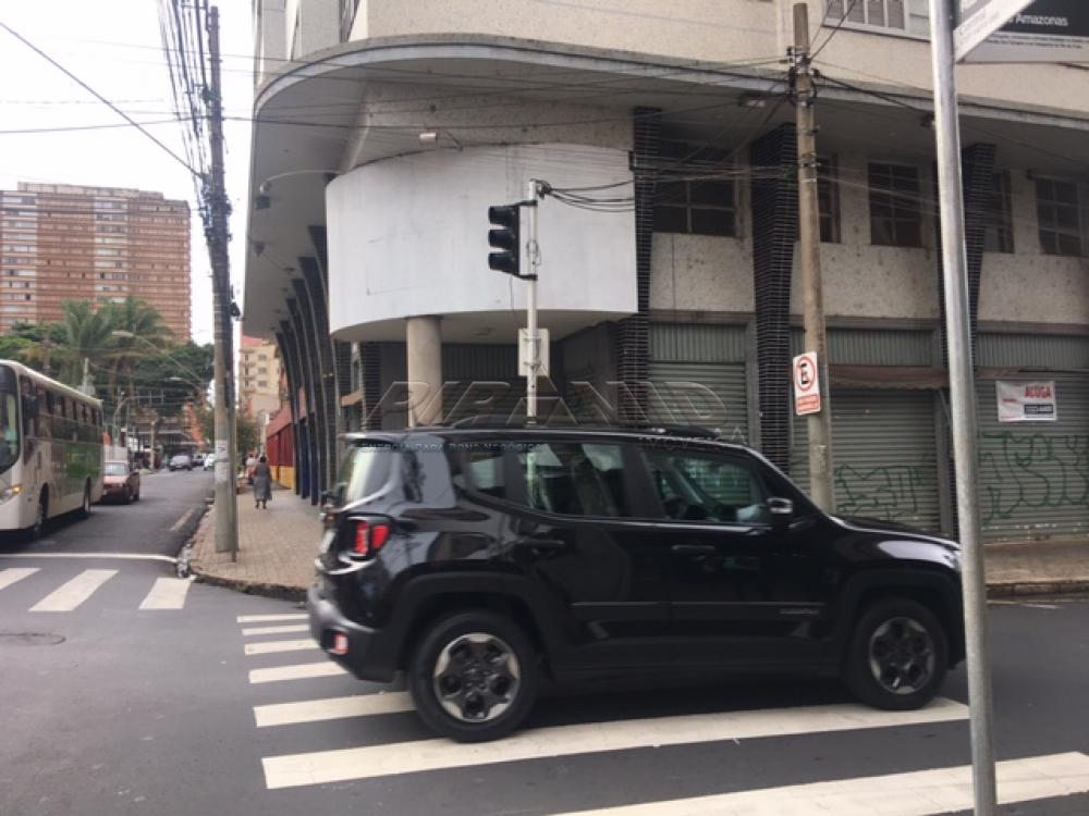Alugar Comercial / Sal&atilde;o em Ribeir&atilde;o Preto R$ 18.000,00 - Foto 3