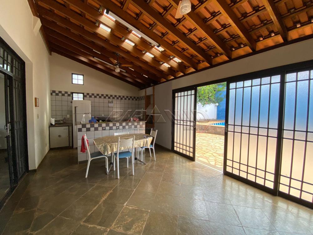Alugar Casa / Padr&atilde;o em Ribeir&atilde;o Preto R$ 6.400,00 - Foto 8