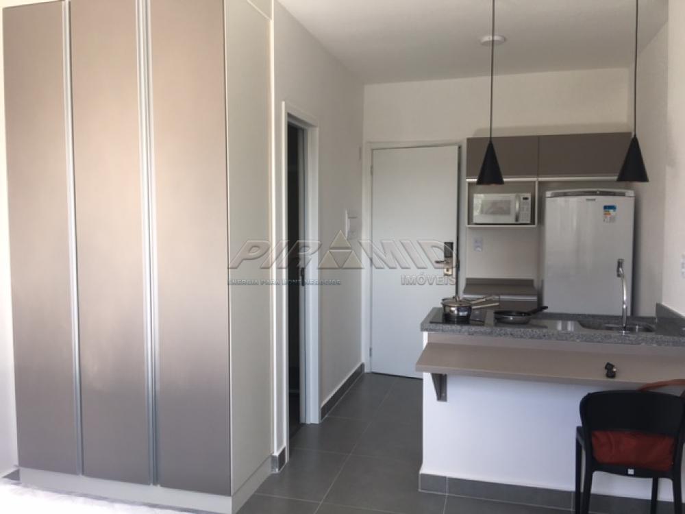 Alugar Apartamento / Padr&atilde;o em Ribeir&atilde;o Preto R$ 1.600,00 - Foto 2