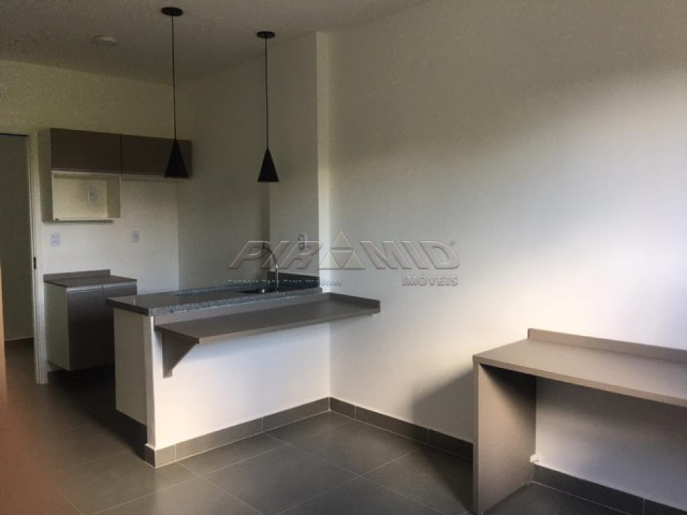 Alugar Apartamento / Padr&atilde;o em Ribeir&atilde;o Preto R$ 1.600,00 - Foto 1