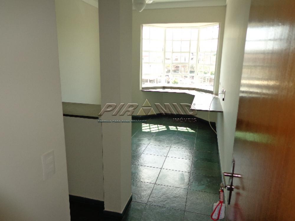 Alugar Apartamento / Padr&atilde;o em Ribeir&atilde;o Preto R$ 600,00 - Foto 1