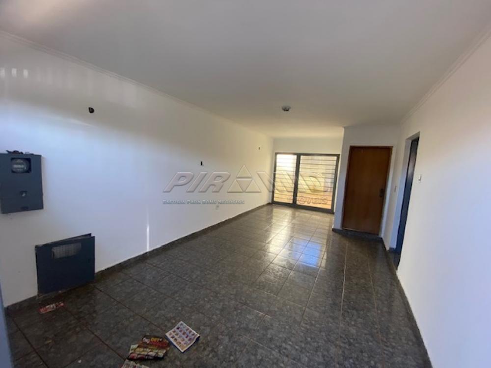 Alugar Casa / Padr&atilde;o em Ribeir&atilde;o Preto R$ 1.500,00 - Foto 3