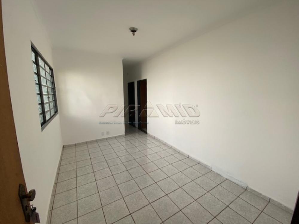 Alugar Casa / Padr&atilde;o em Ribeir&atilde;o Preto R$ 1.500,00 - Foto 4