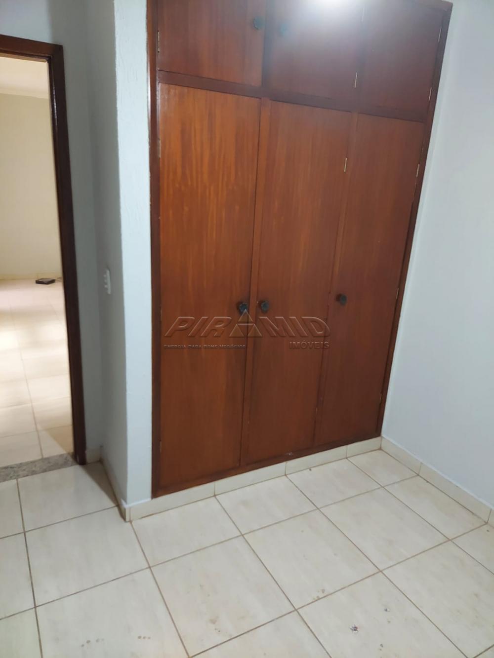 Alugar Casa / Padr&atilde;o em Ribeir&atilde;o Preto R$ 1.950,00 - Foto 8