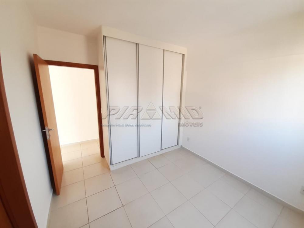 Alugar Apartamento / Padr&atilde;o em Ribeir&atilde;o Preto R$ 1.700,00 - Foto 4