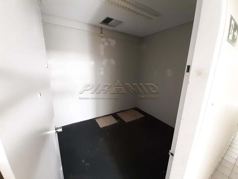 Alugar Comercial / Pr&eacute;dio em Ribeir&atilde;o Preto R$ 25.000,00 - Foto 14
