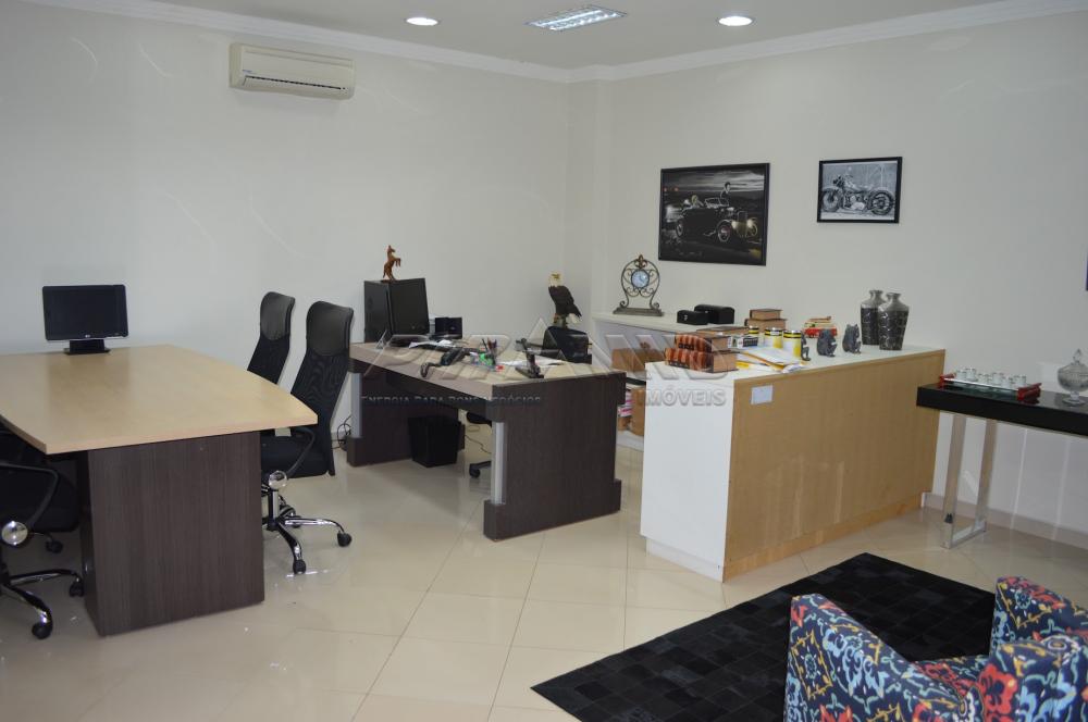 Alugar Comercial / Sala em Ribeir&atilde;o Preto R$ 1.300,00 - Foto 4