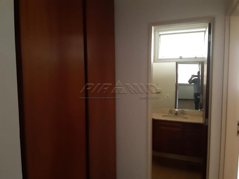 Alugar Apartamento / Padr&atilde;o em Ribeir&atilde;o Preto R$ 1.200,00 - Foto 4