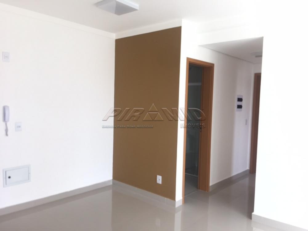 Alugar Apartamento / Padr&atilde;o em Ribeir&atilde;o Preto R$ 2.450,00 - Foto 1
