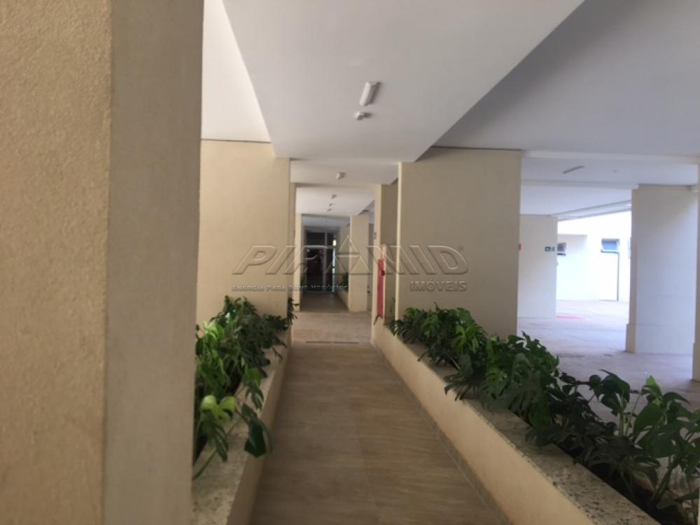 Alugar Apartamento / Padr&atilde;o em Ribeir&atilde;o Preto R$ 2.450,00 - Foto 15