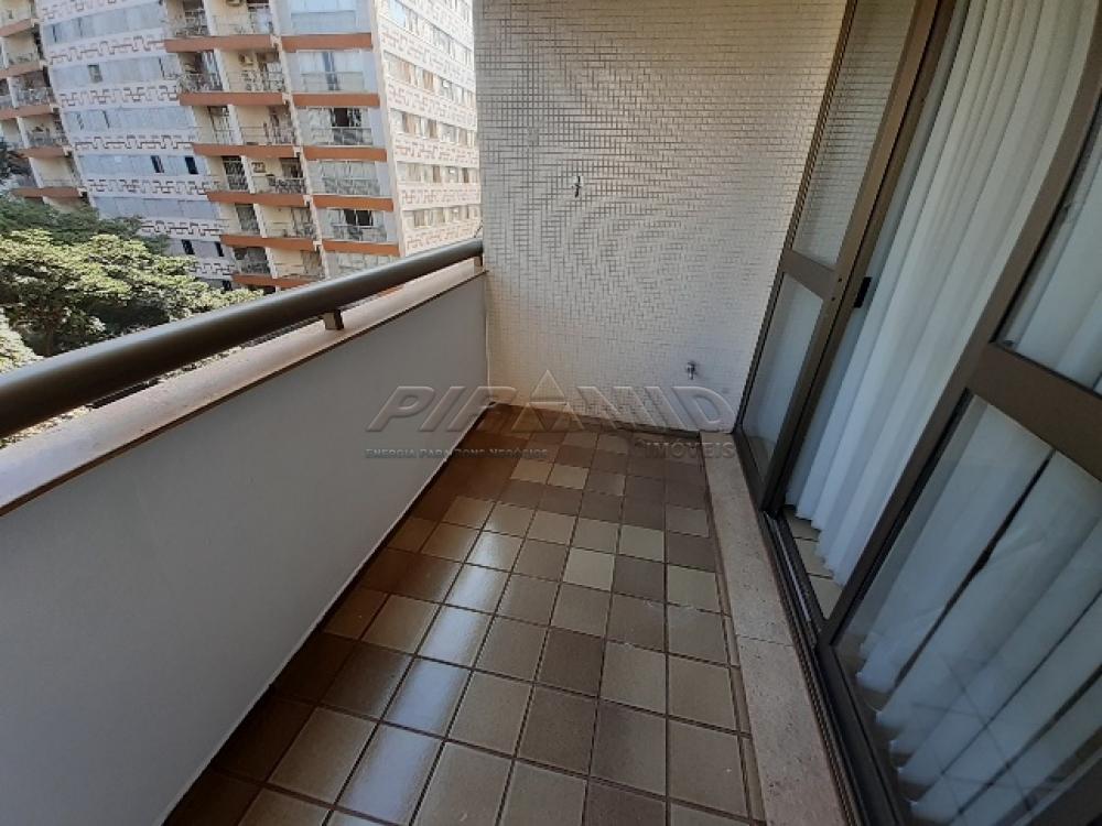 Alugar Apartamento / Padr&atilde;o em Ribeir&atilde;o Preto R$ 1.800,00 - Foto 4