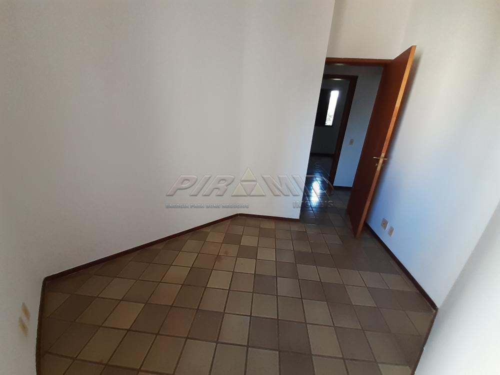Alugar Apartamento / Padr&atilde;o em Ribeir&atilde;o Preto R$ 1.800,00 - Foto 9
