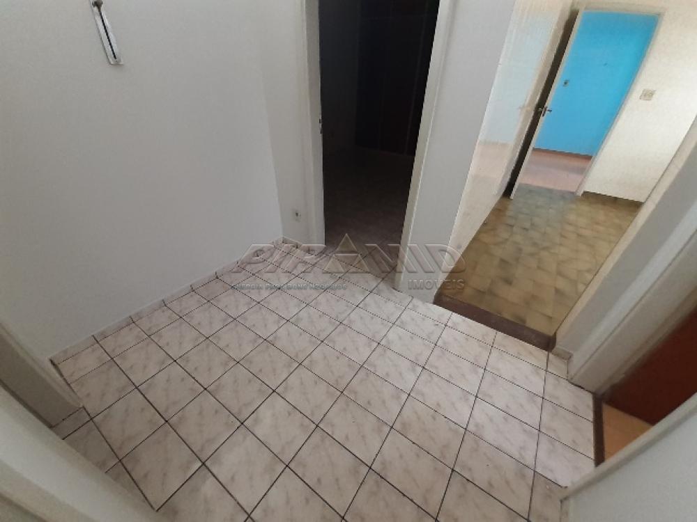 Alugar Casa / Padr&atilde;o em Ribeir&atilde;o Preto R$ 1.300,00 - Foto 8