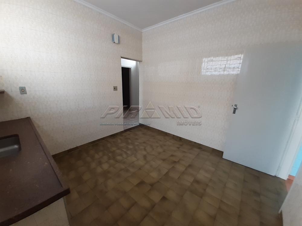 Alugar Casa / Padr&atilde;o em Ribeir&atilde;o Preto R$ 1.300,00 - Foto 15