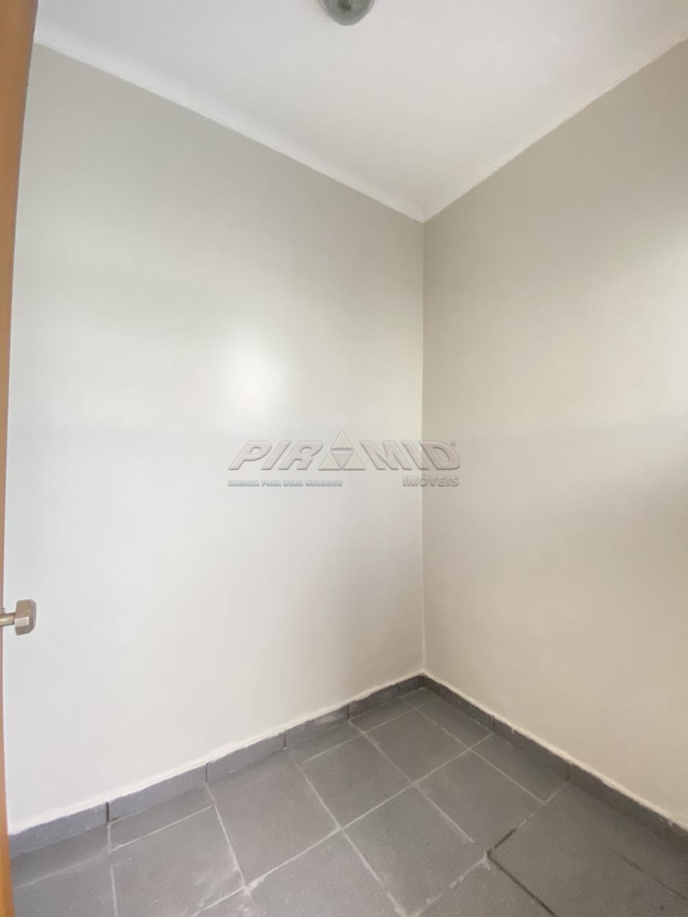 Alugar Casa / Padr&atilde;o em Ribeir&atilde;o Preto R$ 3.900,00 - Foto 21