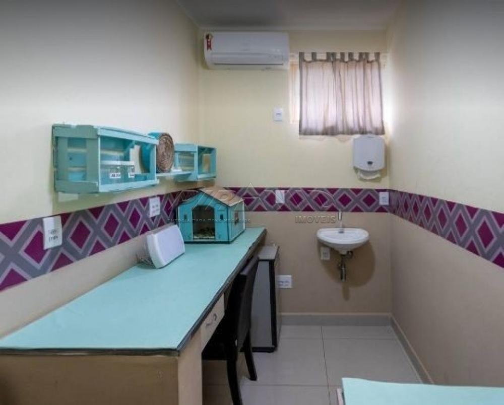 Alugar Casa / Padr&atilde;o em Ribeir&atilde;o Preto R$ 6.000,00 - Foto 9