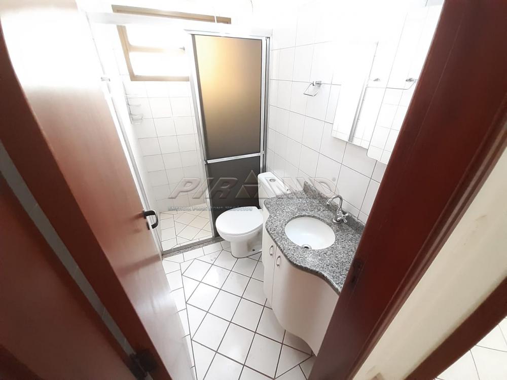 Alugar Apartamento / Padr&atilde;o em Ribeir&atilde;o Preto R$ 950,00 - Foto 3