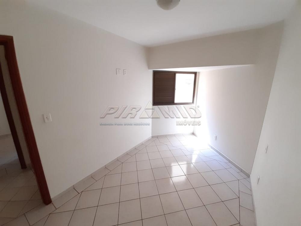 Alugar Apartamento / Padr&atilde;o em Ribeir&atilde;o Preto R$ 950,00 - Foto 4