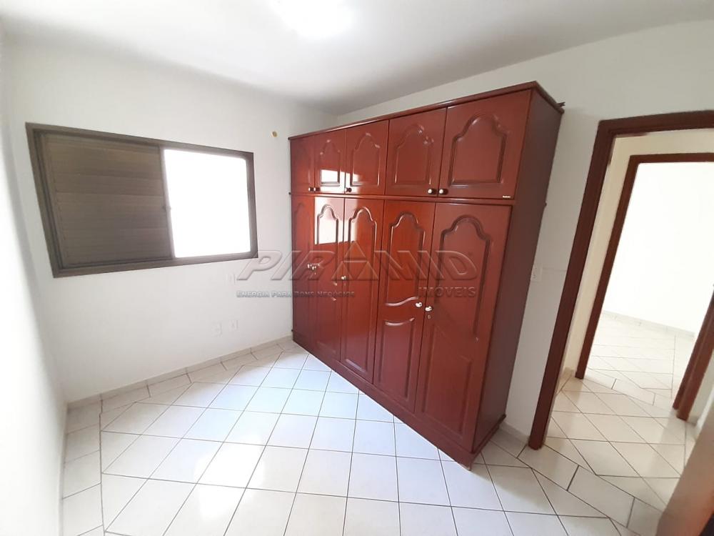 Alugar Apartamento / Padr&atilde;o em Ribeir&atilde;o Preto R$ 950,00 - Foto 6