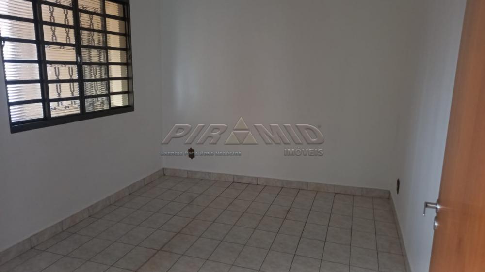 Alugar Casa / Padr&atilde;o em Ribeir&atilde;o Preto R$ 1.800,00 - Foto 2