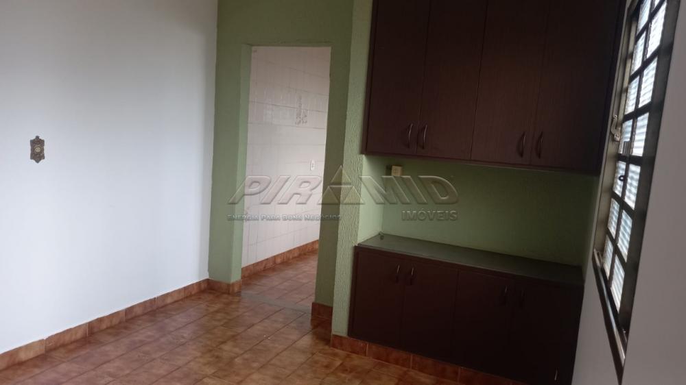 Alugar Casa / Padr&atilde;o em Ribeir&atilde;o Preto R$ 1.800,00 - Foto 5