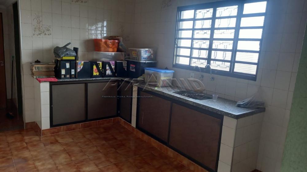 Alugar Casa / Padr&atilde;o em Ribeir&atilde;o Preto R$ 1.800,00 - Foto 8