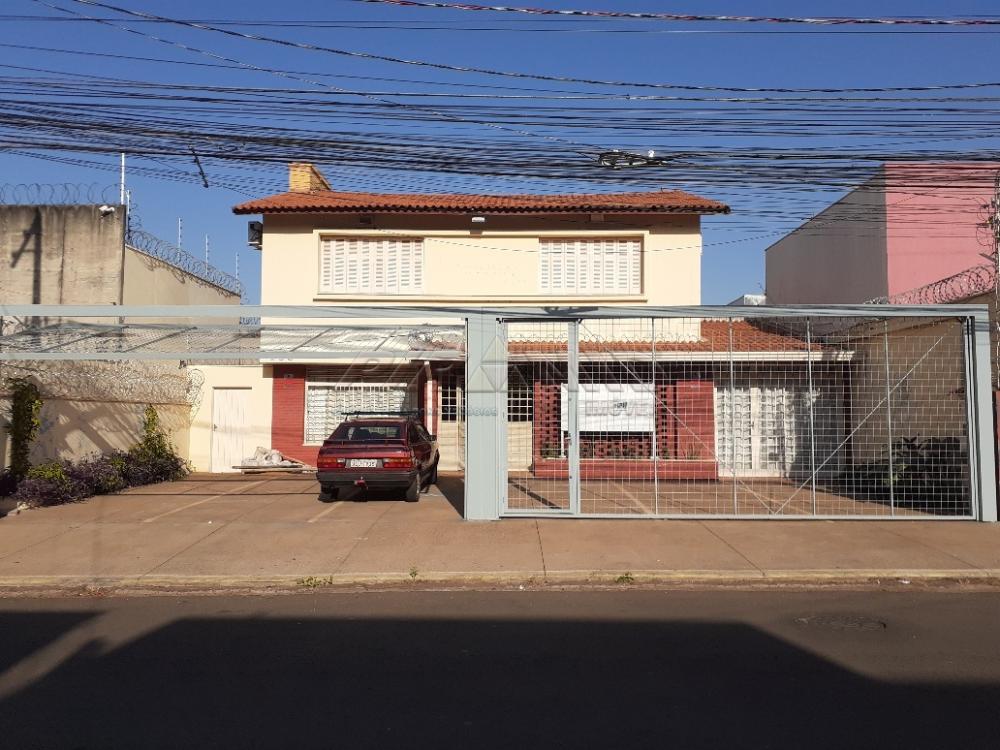 Alugar Casa / Padr&atilde;o em Ribeir&atilde;o Preto R$ 1.600,00 - Foto 1