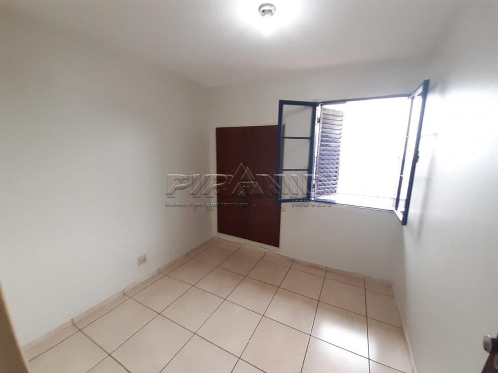 Alugar Apartamento / Padr&atilde;o em Ribeir&atilde;o Preto R$ 1.100,00 - Foto 15