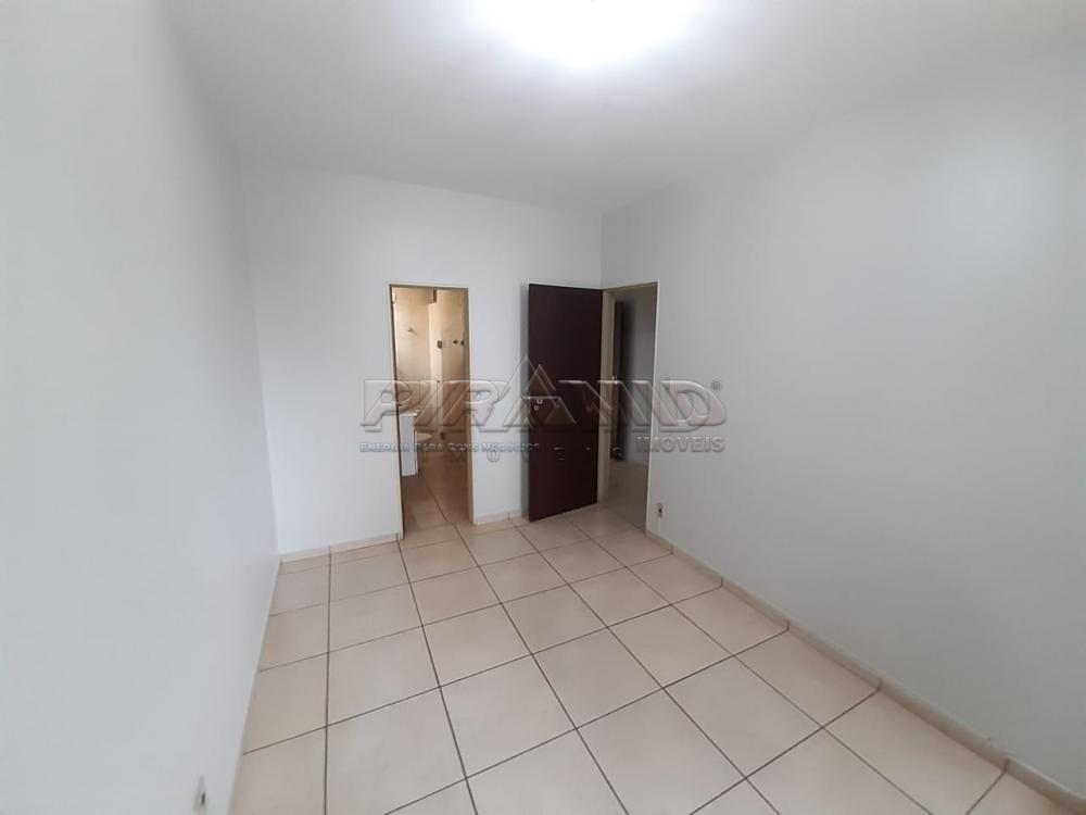 Alugar Apartamento / Padr&atilde;o em Ribeir&atilde;o Preto R$ 1.100,00 - Foto 16