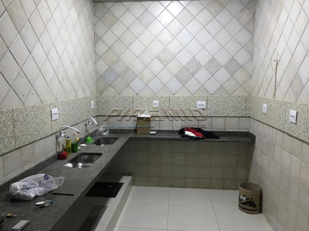 Alugar Comercial / Pr&eacute;dio em Ribeir&atilde;o Preto R$ 3.300,00 - Foto 18