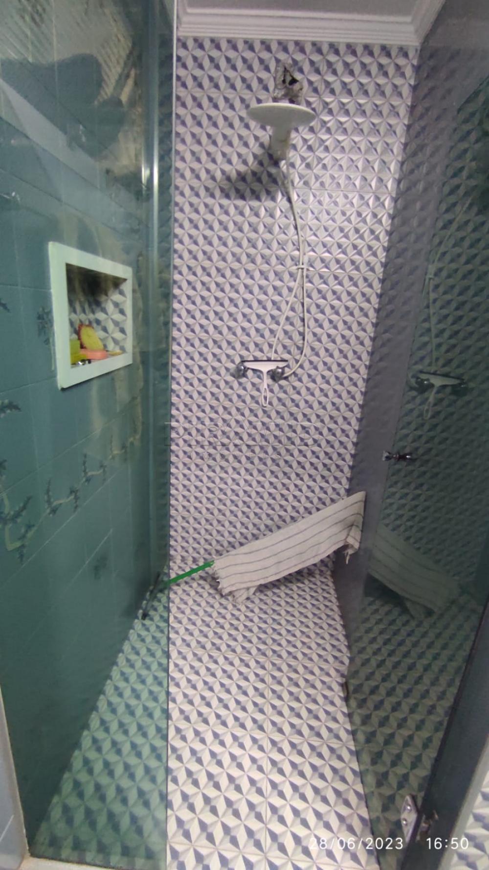 Alugar Apartamento / Padr&atilde;o em Ribeir&atilde;o Preto R$ 700,00 - Foto 14