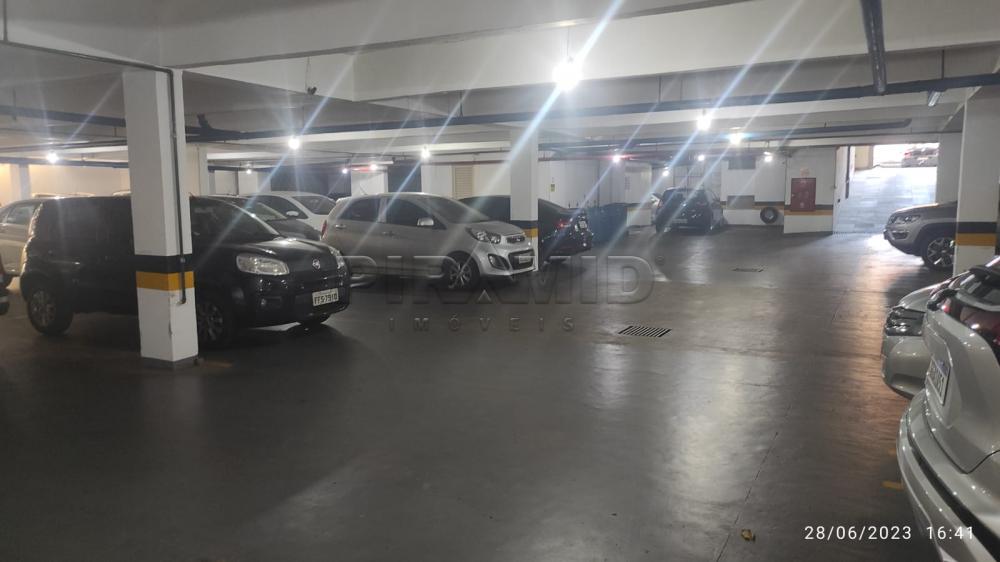 Alugar Apartamento / Padr&atilde;o em Ribeir&atilde;o Preto R$ 700,00 - Foto 17