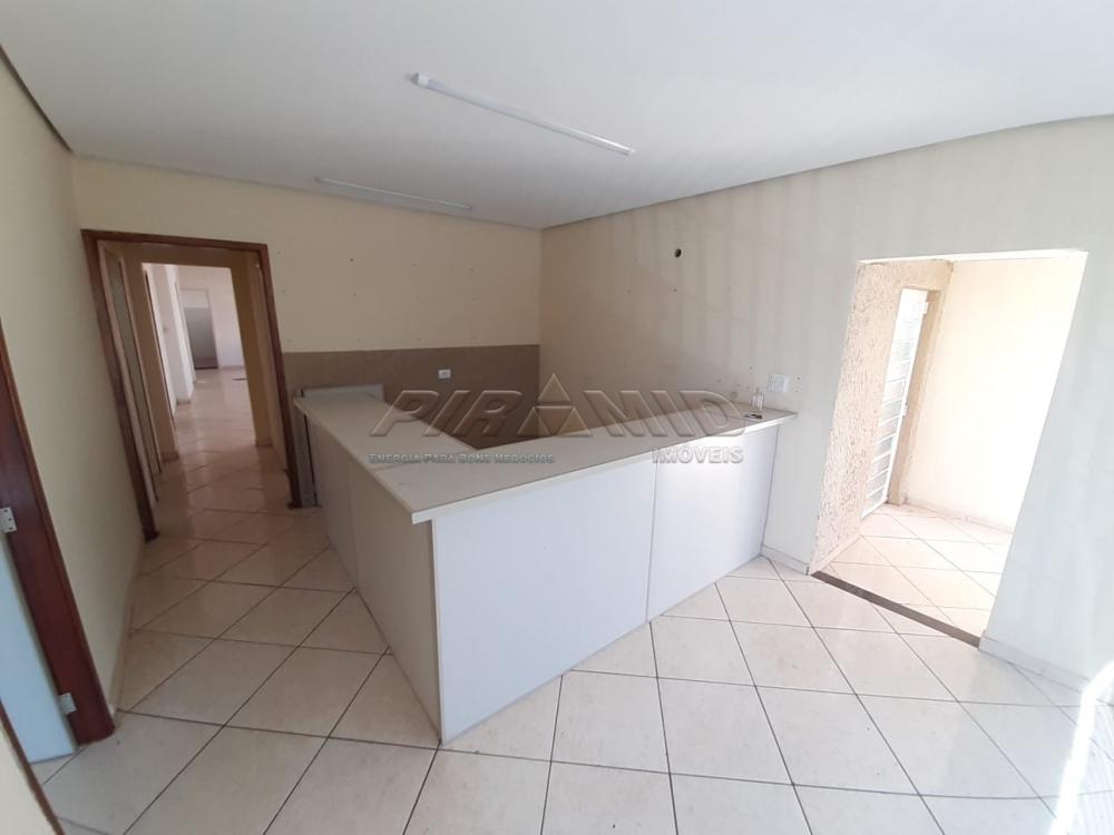 Alugar Casa / Padr&atilde;o em Ribeir&atilde;o Preto R$ 3.800,00 - Foto 2