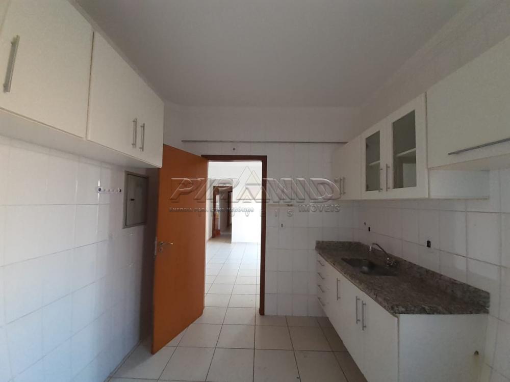 Alugar Apartamento / Padr&atilde;o em Ribeir&atilde;o Preto R$ 1.350,00 - Foto 13