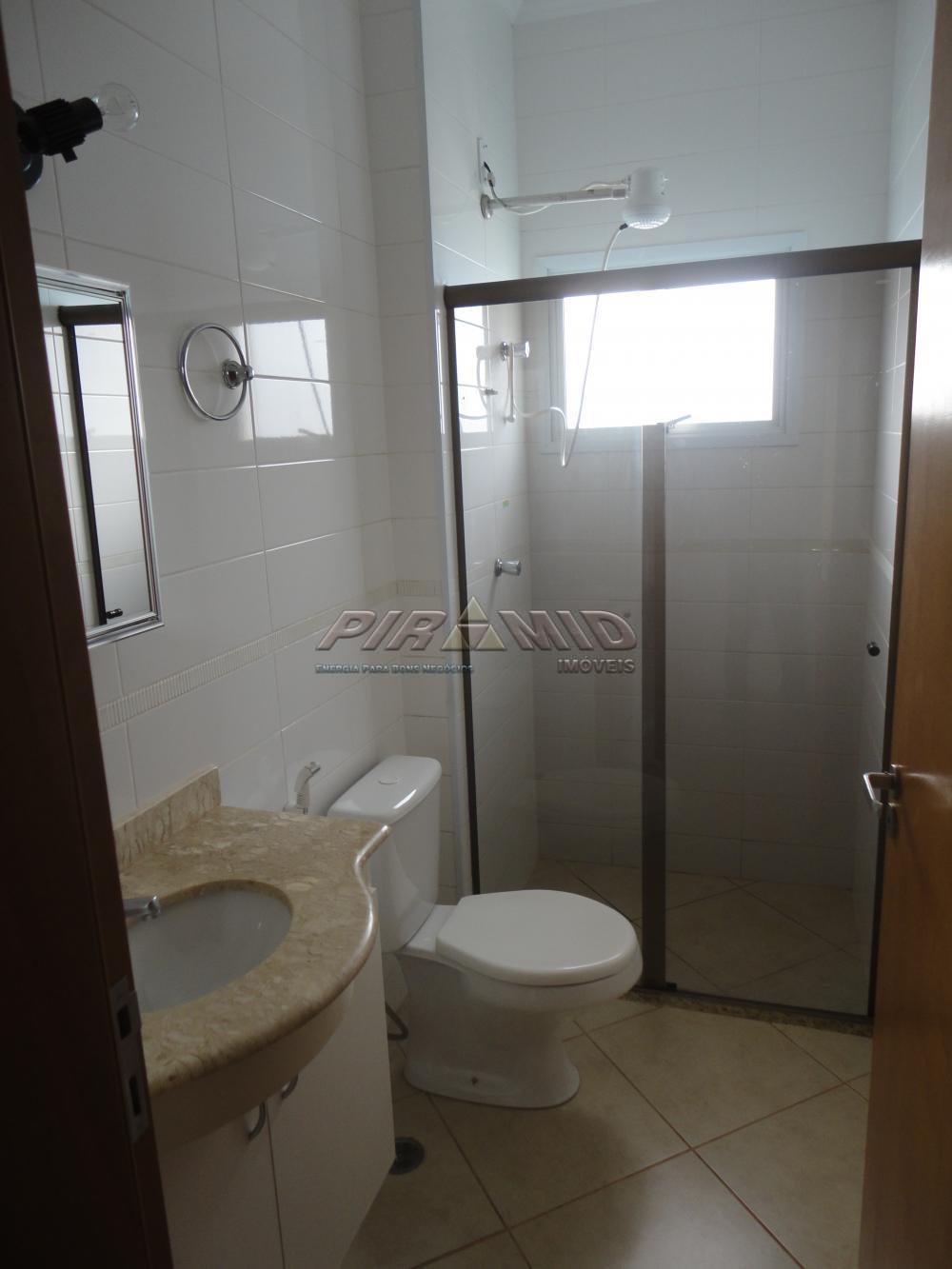 Alugar Apartamento / Padr&atilde;o em Ribeir&atilde;o Preto R$ 1.650,00 - Foto 10