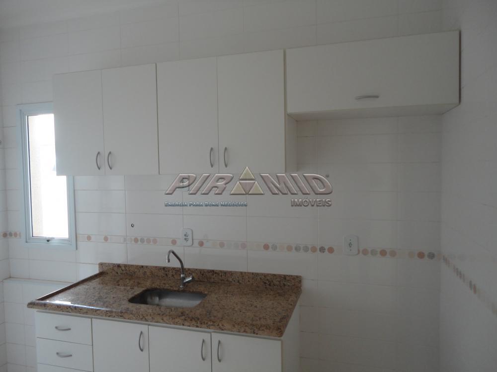 Alugar Apartamento / Padr&atilde;o em Ribeir&atilde;o Preto R$ 1.650,00 - Foto 12