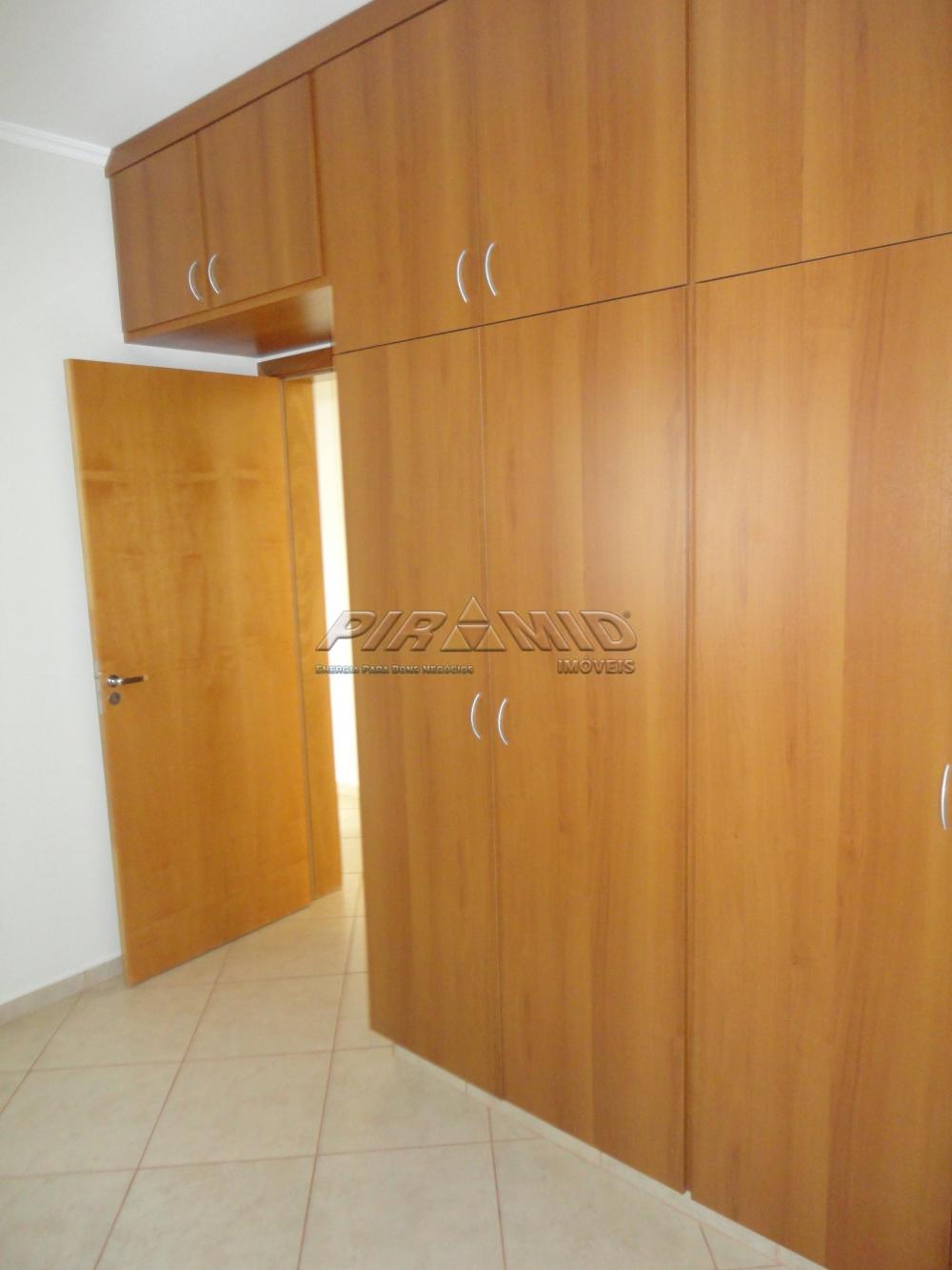 Alugar Apartamento / Padr&atilde;o em Ribeir&atilde;o Preto R$ 1.650,00 - Foto 14