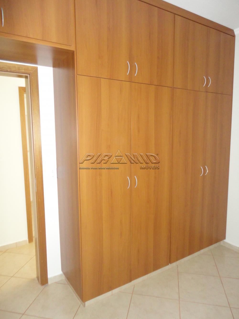 Alugar Apartamento / Padr&atilde;o em Ribeir&atilde;o Preto R$ 1.650,00 - Foto 9