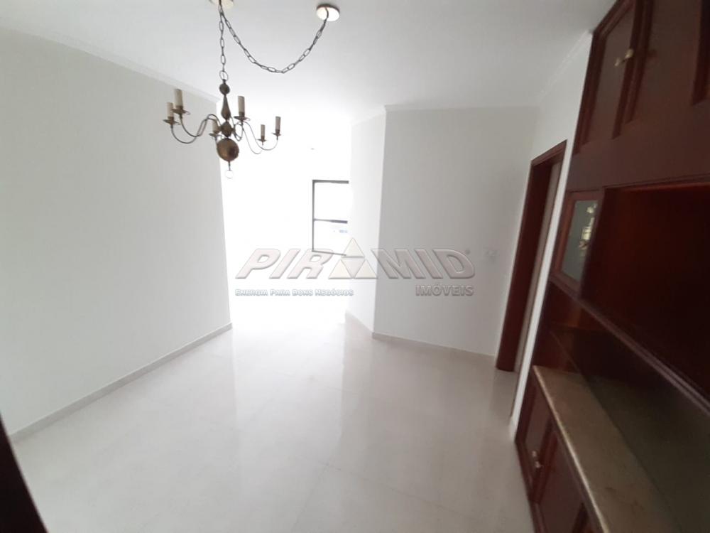 Alugar Apartamento / Padr&atilde;o em Ribeir&atilde;o Preto R$ 1.200,00 - Foto 4