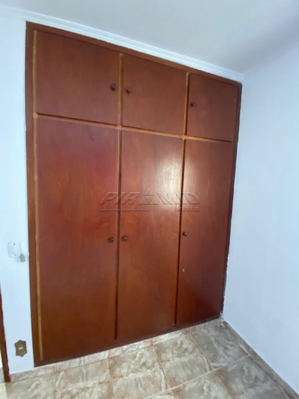 Alugar Casa / Padr&atilde;o em Ribeir&atilde;o Preto R$ 2.500,00 - Foto 13