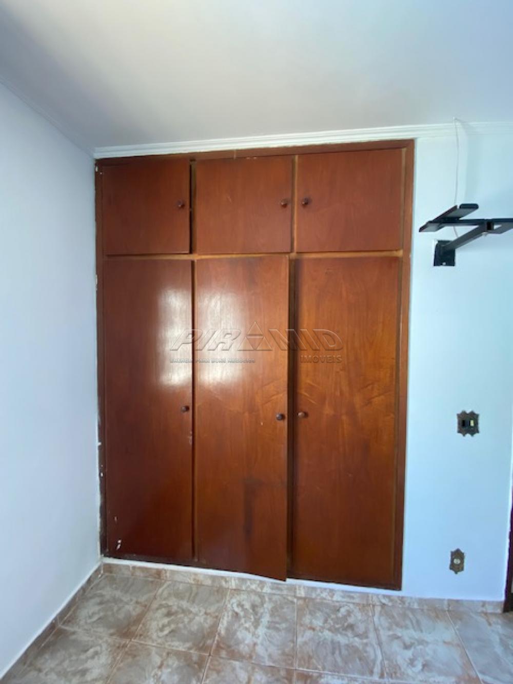 Alugar Casa / Padr&atilde;o em Ribeir&atilde;o Preto R$ 2.500,00 - Foto 15