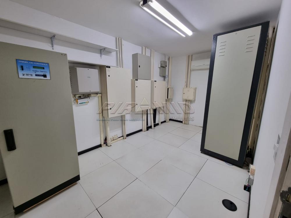 Alugar Comercial / Pr&eacute;dio em Ribeir&atilde;o Preto R$ 19.000,00 - Foto 35