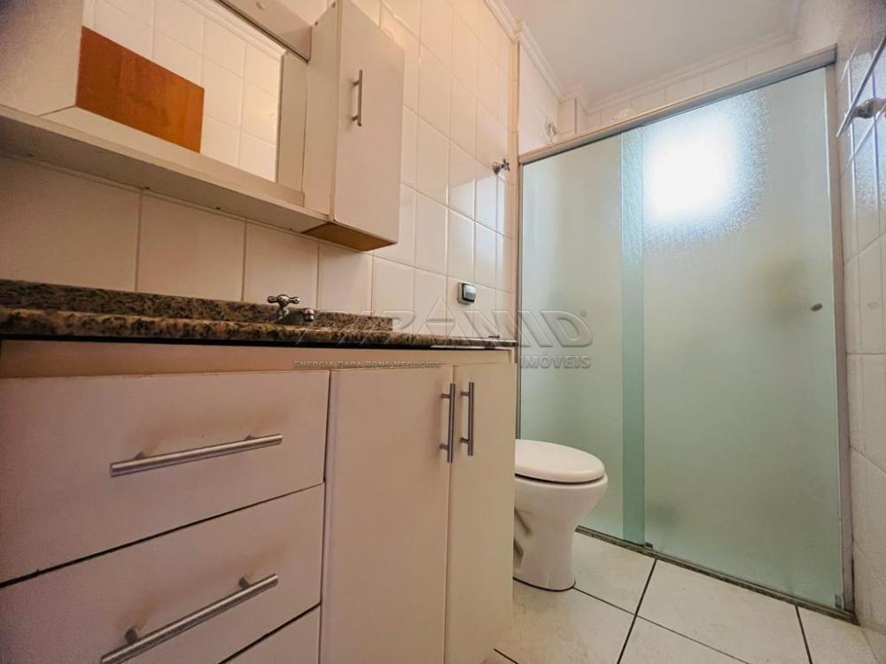 Alugar Apartamento / Padr&atilde;o em Ribeir&atilde;o Preto R$ 800,00 - Foto 4