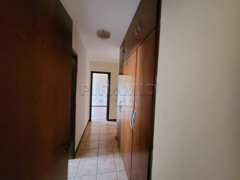 Alugar Apartamento / Padr&atilde;o em Ribeir&atilde;o Preto R$ 2.000,00 - Foto 12