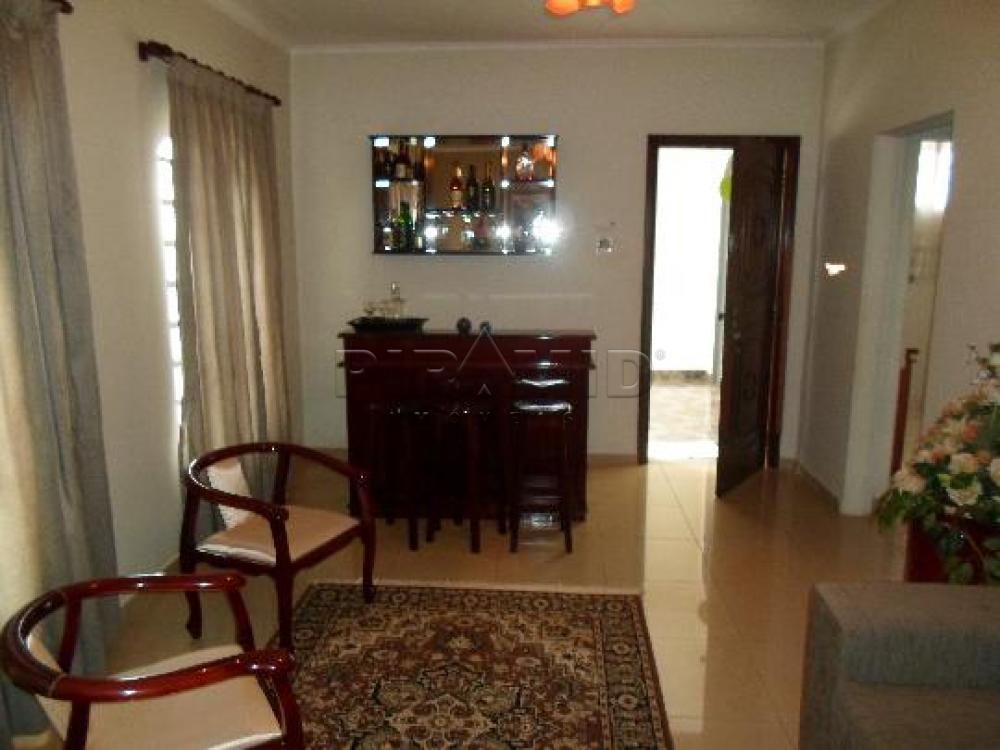Alugar Casa / Padr&atilde;o em Ribeir&atilde;o Preto R$ 2.400,00 - Foto 4